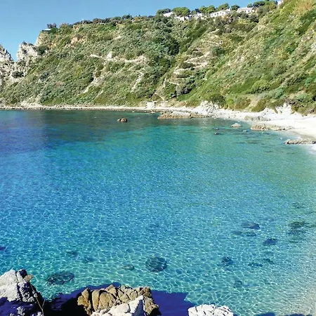 Beautiful In Ricadi Vv With 1 Bedrooms, Wifi And Outdoor Swimming Pool San Nicolò