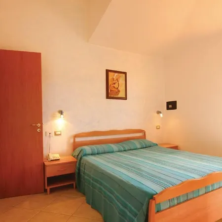 Διαμέρισμα Beautiful In Ricadi Vv With 1 Bedrooms, Wifi And Outdoor Swimming Pool San Nicolò